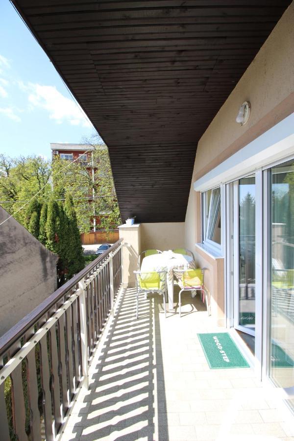 Magdalena Apartmanhaz *