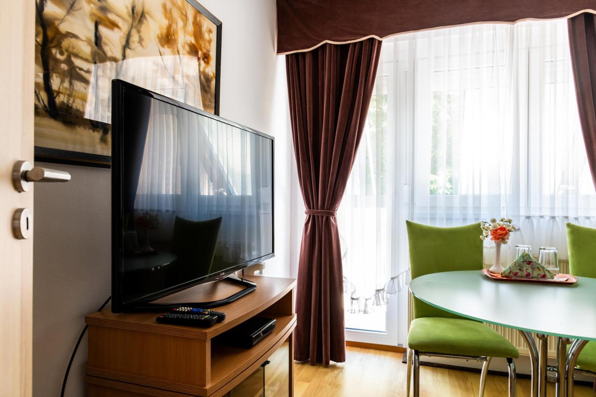Magdalena Apartmanhaz * Keszthely
