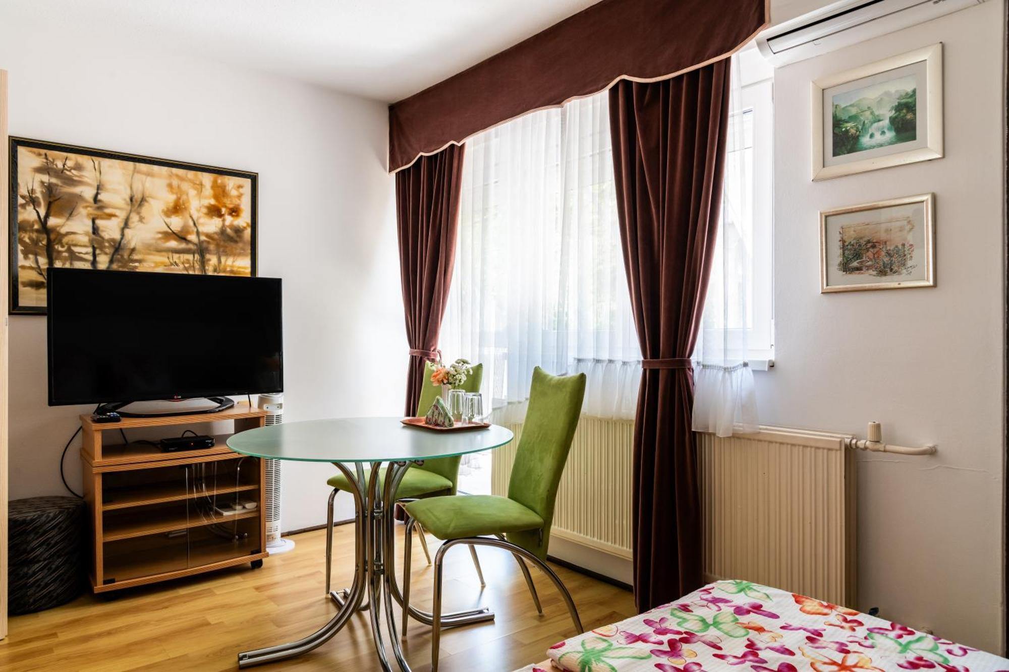Magdalena Apartmanhaz Keszthely